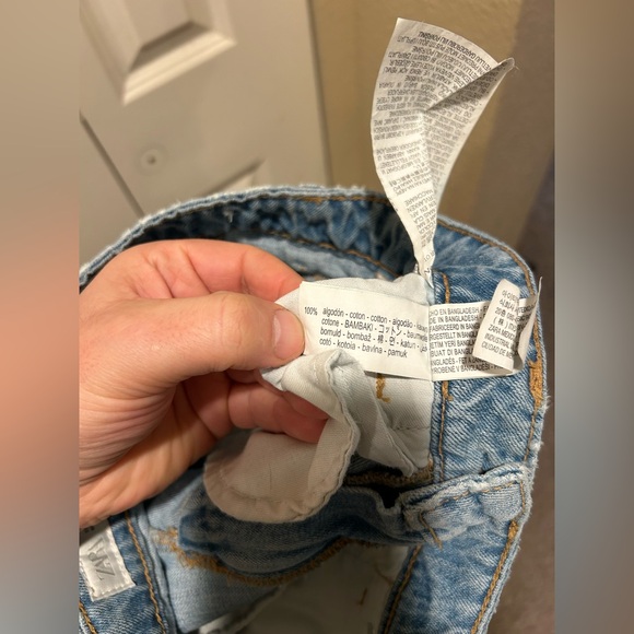 NWT Zara Jeans Low Rise Straight Fit Leg , size 4 - Picture 6 of 6